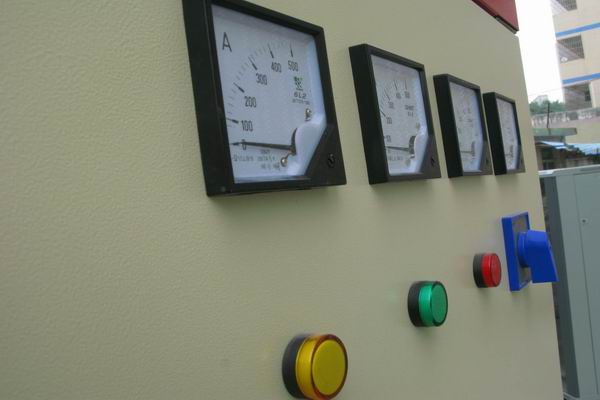 国营南滨农场配电柜-3683讲讲配电柜注意事项